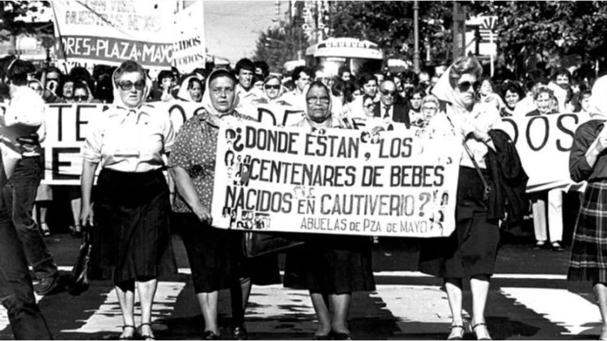 La muestra "Historietas x la identidad" llega a Mendoza