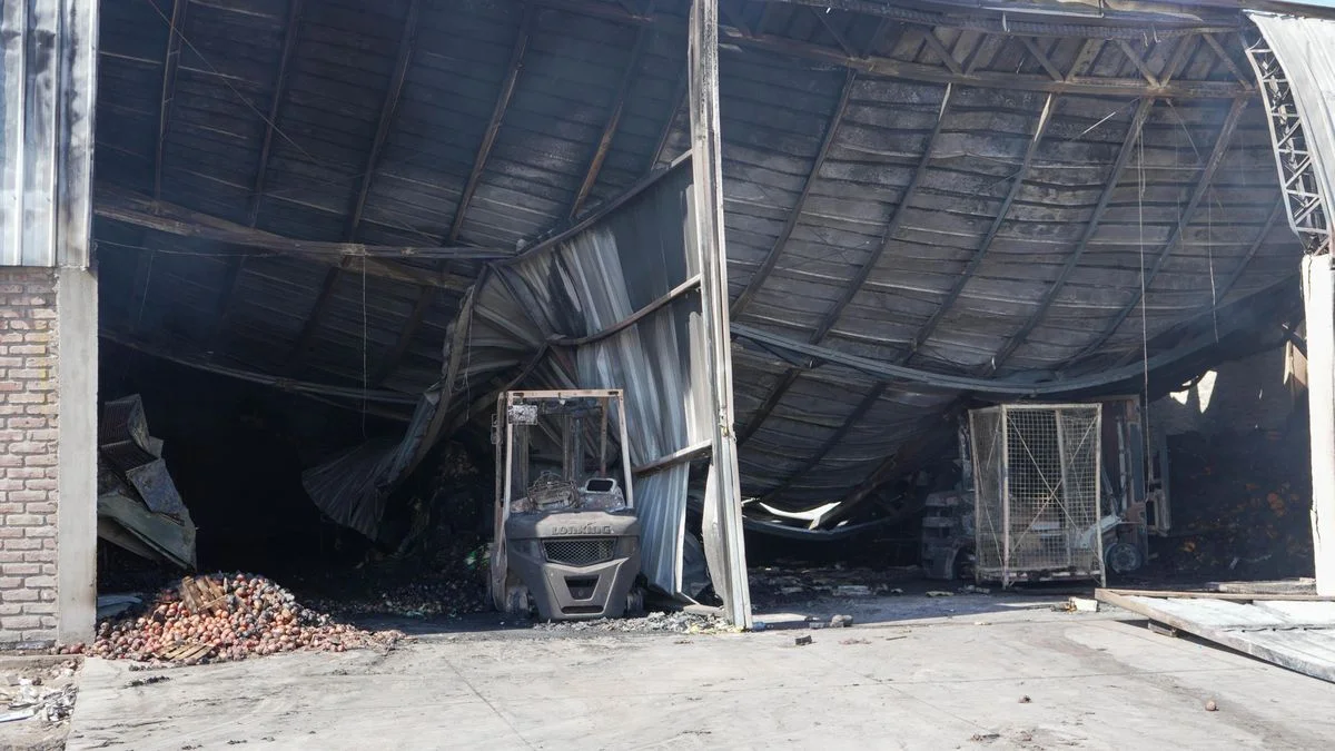 Buscan identificar a los sospechosos del incendio intencional en la Feria de Guaymallén