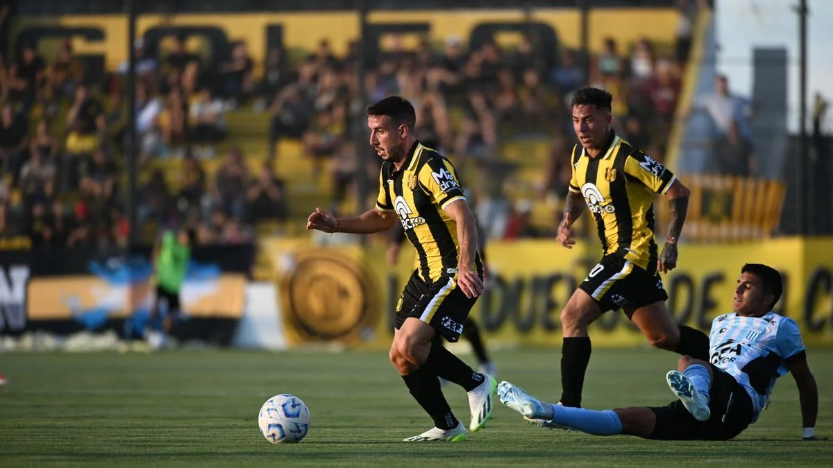 Dos goles en 59 segundos en la Primera Nacional: el insólito video que genera revuelo