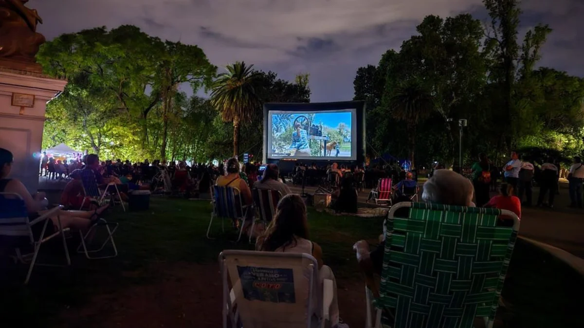 Vuelve el ciclo de cine en el Rosedal: la programación para este finde