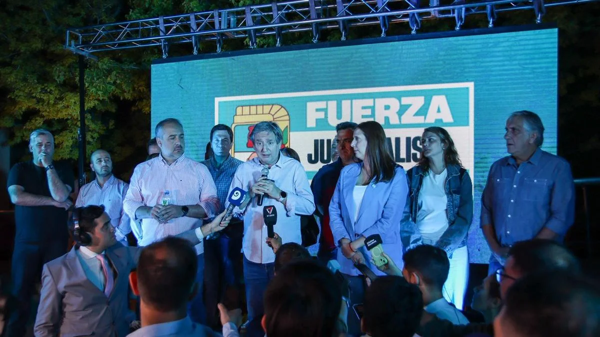 Emir Félix abraza la derrota como trofeo: de buscar dos diputados a celebrar la primera minoría