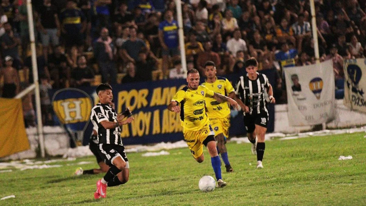 Regional Amateur: Huracán de San Rafael recibe a Estudiantes de San Luis por la semi de ida