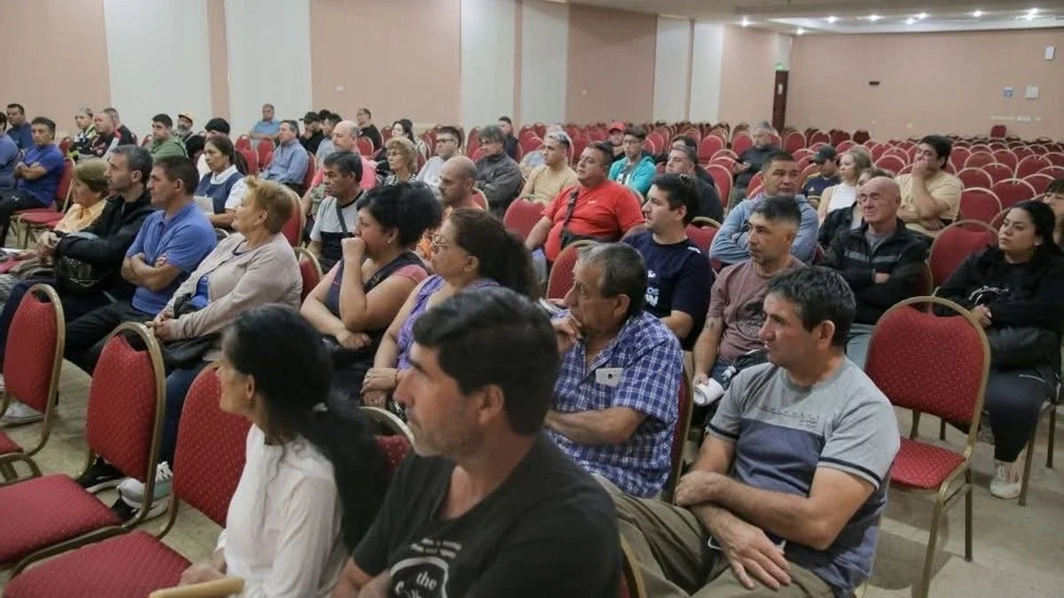 Celadores de escuelas fueron capacitados para actuar ante situaciones conflictivas o delictivas
