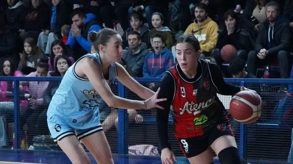 Básquet: Atenas ganó, igualó la serie y hay tercer partido para definir el título del Apertura