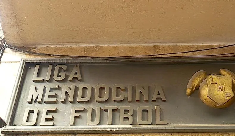 Imputaron a cuatro personas por la denuncia que sacudi&oacute; a la Liga Mendocina.