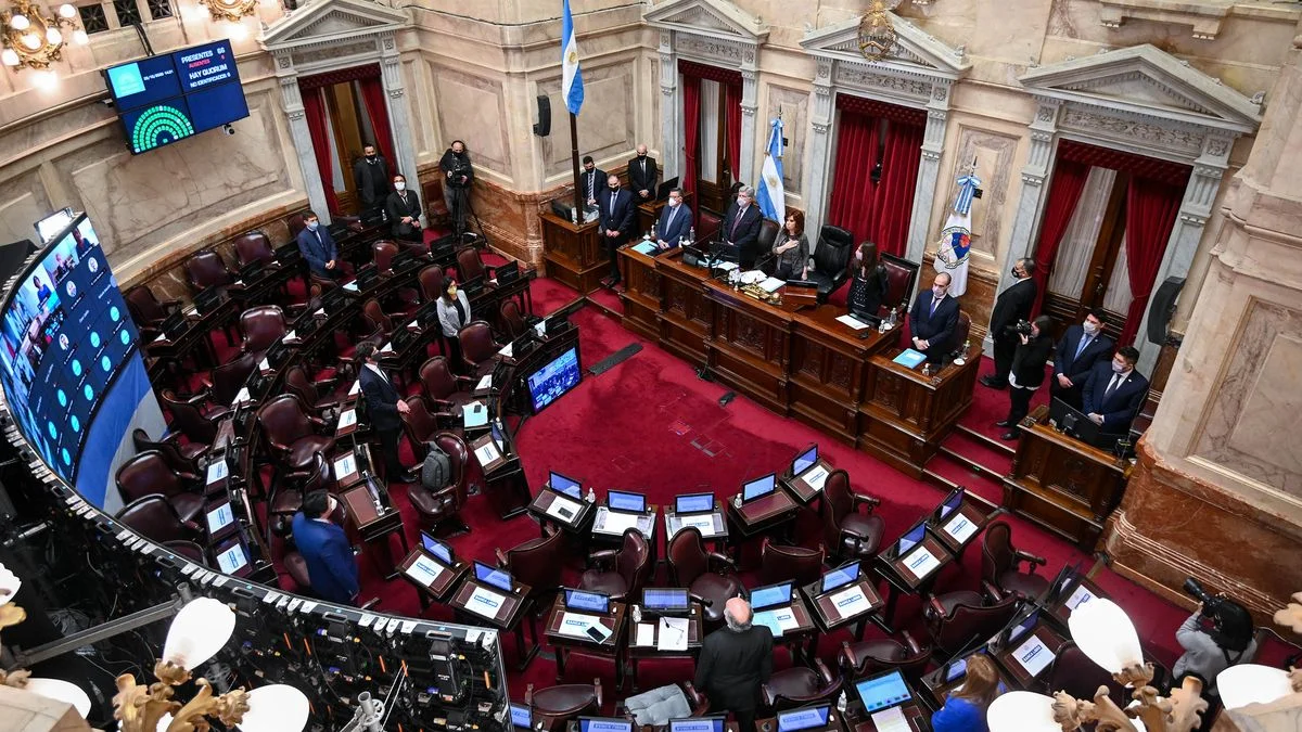 Senadores podrían duplicar sus dietas: qué dirán los legisladores por Mendoza