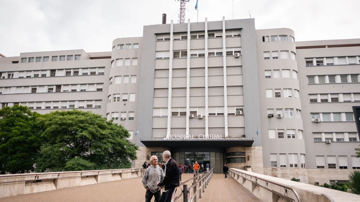 Trabajadores del Hospital Central reclaman condiciones dignas y van al paro