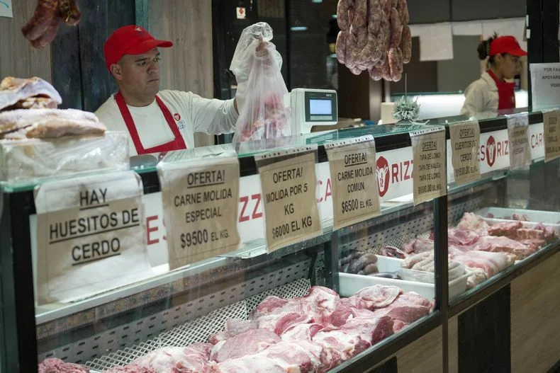 Los aumentos que registra el precio de la carne.