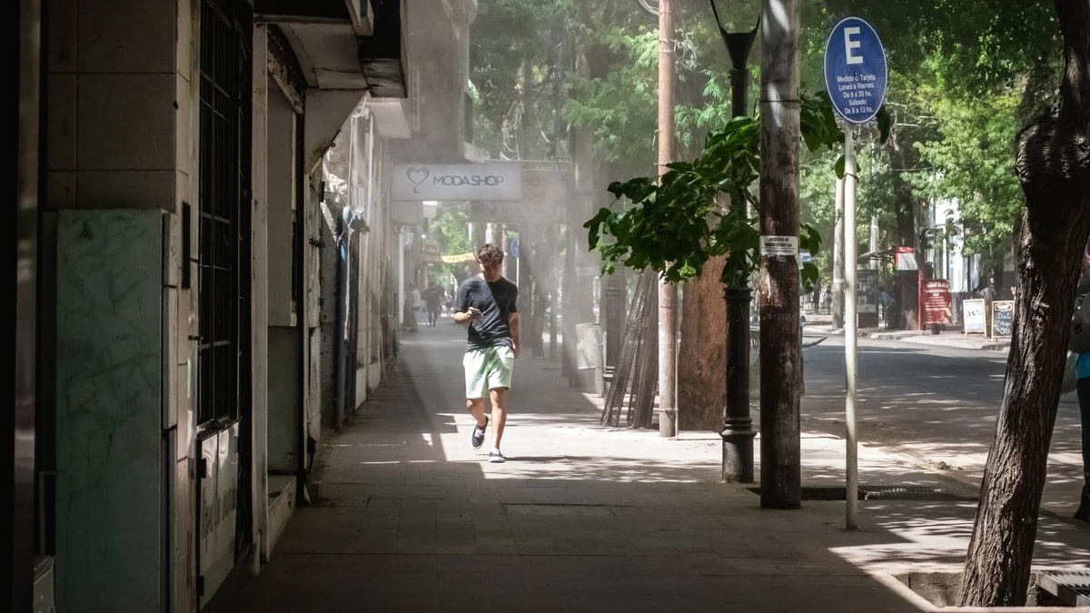 Anticiparon el regreso del viento Zonda a Mendoza y podría bajar al llano