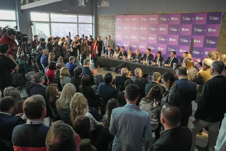 El Club Andes Talleres fue el escenario elegido para la presentación de candidatos. 