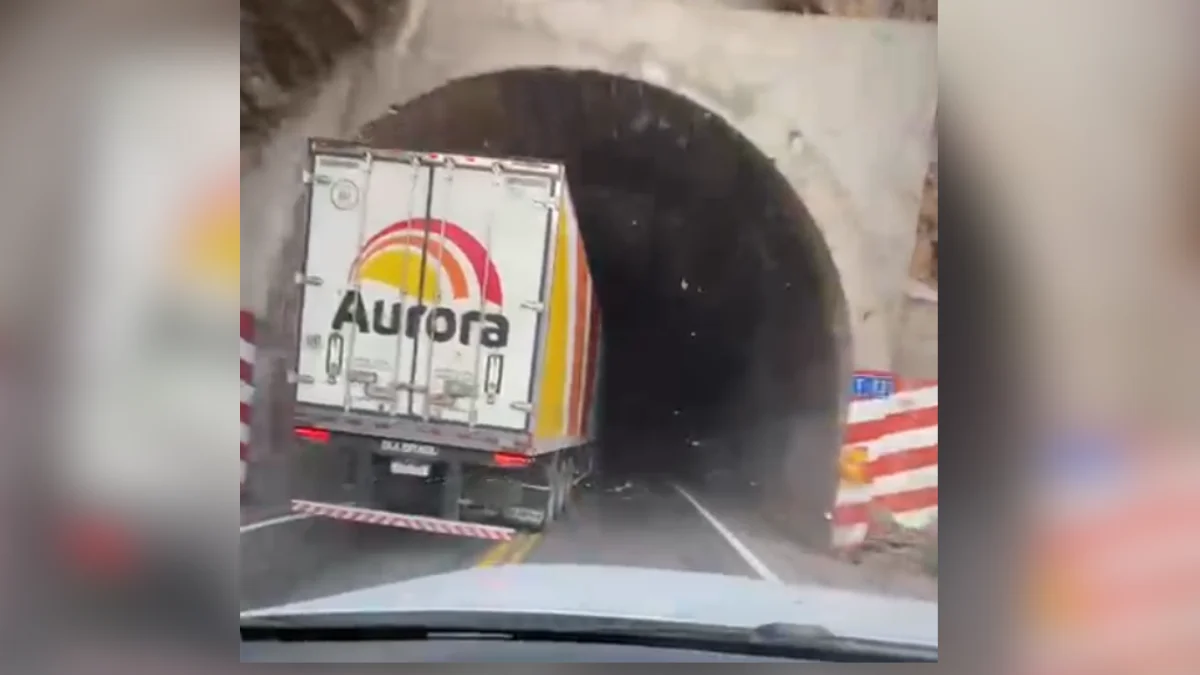 Peligro al volante: un camionero sobrepasó dentro de un túnel y tuvo que pagar 378 mil pesos