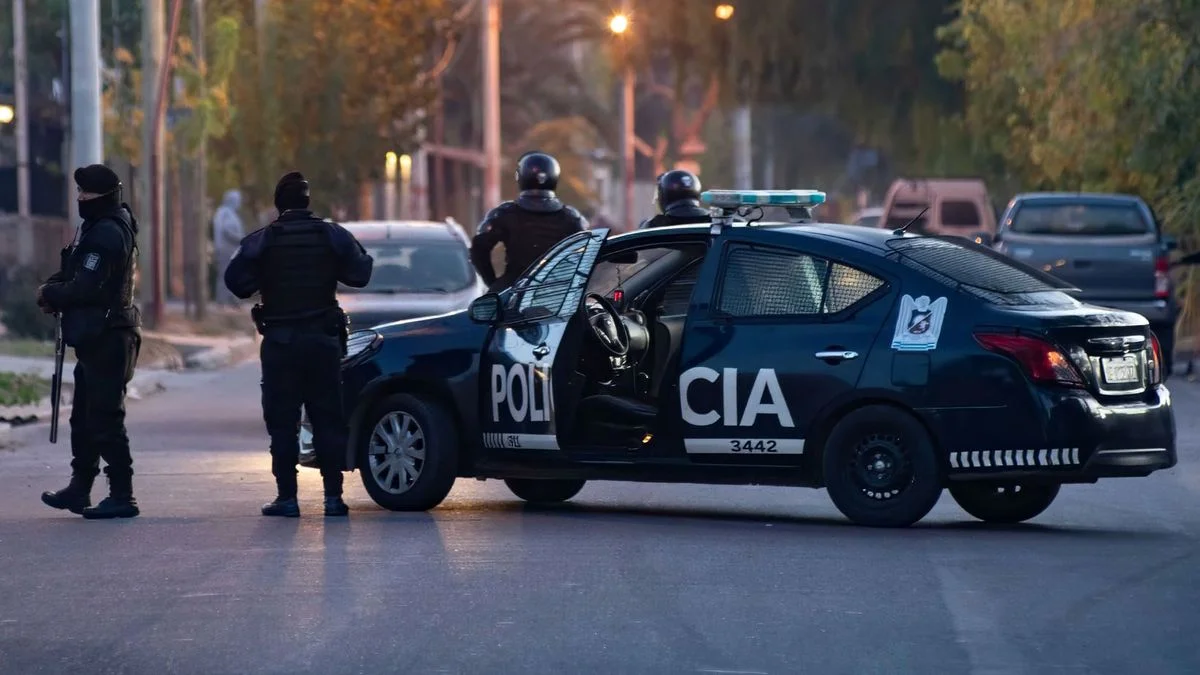 Persecución en General Alvear: intentó huir en una moto robada y terminó detenido
