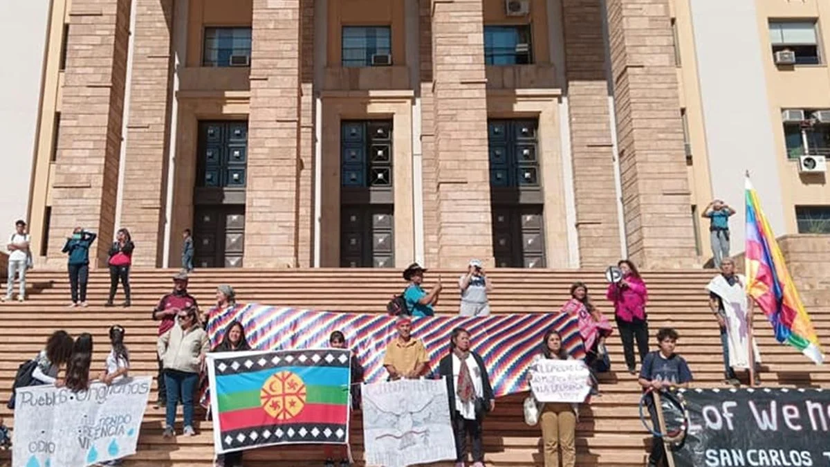 Familias mapuches del sur de Mendoza irán a la Justicia contra el organismo de Milei que los desconoció