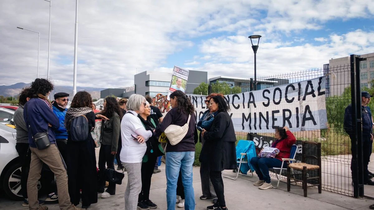 Mendoza: Piden la intervención del Colegio de Abogados por trabas en el derecho a la defensa de asambleístas