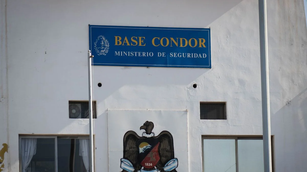 Instalaciones de la Base Cóndor podrán ser usadas por el Aeroclub Mendoza tras la firma de convenio millonario