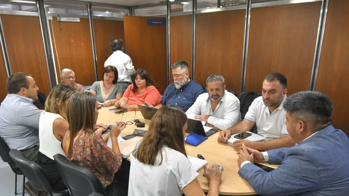 El SUTE abrió la ronda de paritarias con el Gobierno: qué le ofrecieron