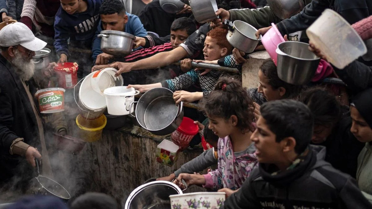 La fuerte denuncia de León XIV por la grave situación de la población "aplastada por el hambre en Gaza"
