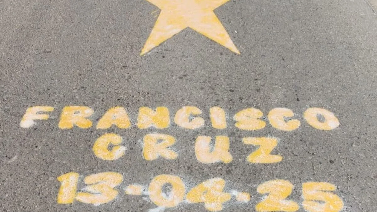 General Alvear: pintaron una estrella amarilla en el lugar donde murió el futbolista Francisco Cruz
