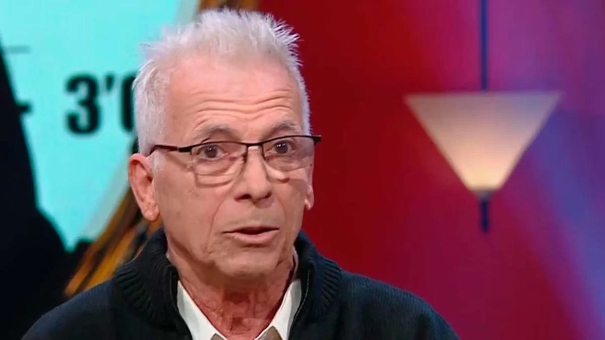 Gerardo Romano publicó una foto en una camilla de hospital y preocupó a todos: ¿Qué le pasó?