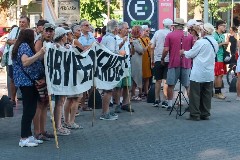 Marcha LGBTIQ+ contra Javier Milei.