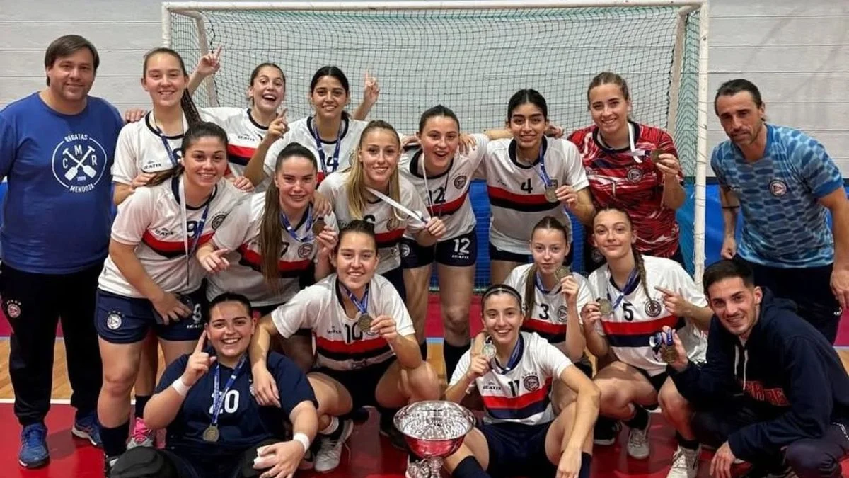 Regatas se consagró campeón del Nacional F-20 de fútbol de salón