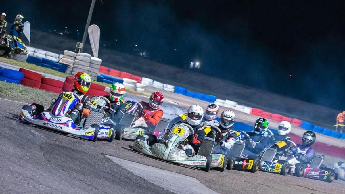 Tras el éxito de la Copa Mendoza, el karting mendocino comenzará el 2025 con otro show nocturno en San Martín