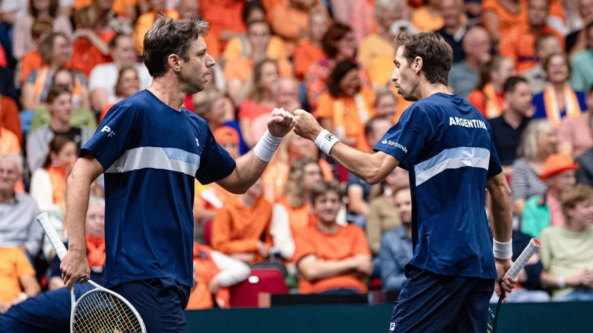 Argentina venció a Países Bajos en el dobles, ganó la serie y jugará el Final 8 de la Copa Davis