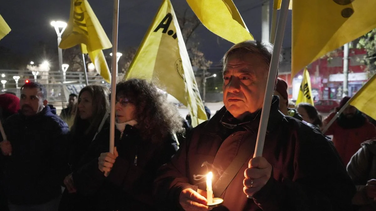 Autoconvocados del Central se pliegan al paro y las protestas contra la reforma del Estatuto