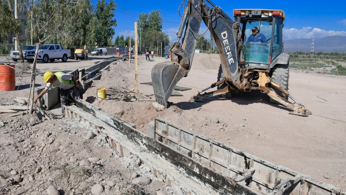 Guaymallén: tránsito cortado en una importante zona por la construcción de una rotonda