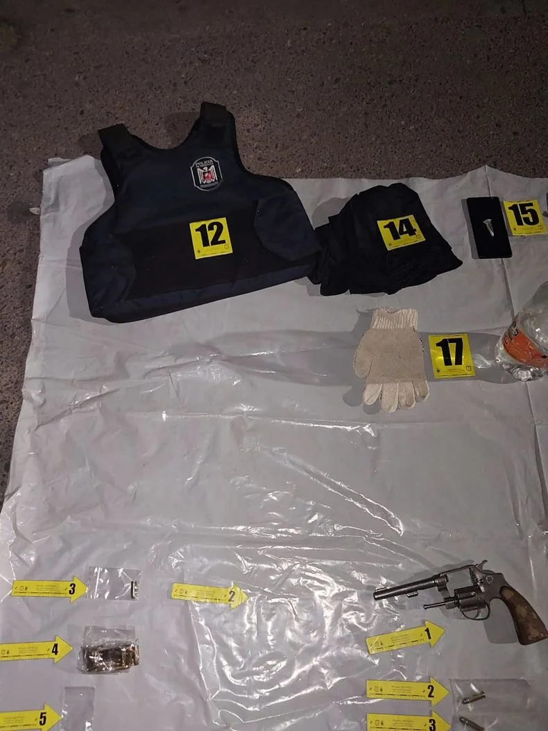 Elementos secuestrados tras el operativo en el departamento de Las Heras 