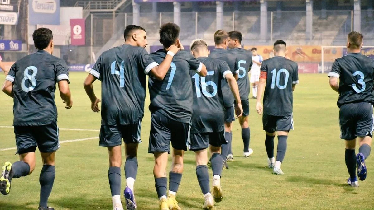 La Selección sub 20 se mide con un equipo de San Rafael en el predio "Lionel Messi" de AFA