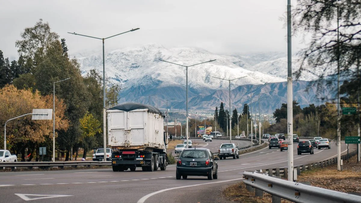 El tiempo en Mendoza: ingresa un frente frío, ventoso y con nevadas en la Cordillera