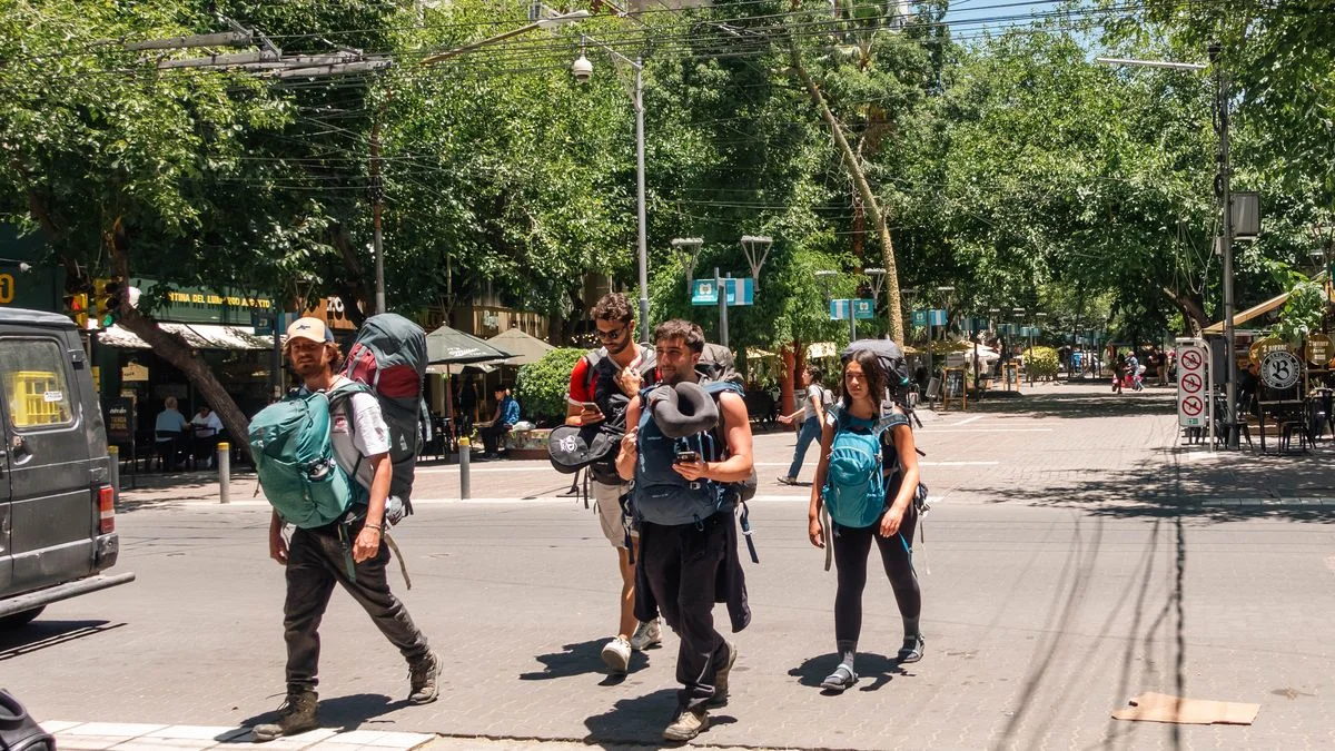 Contrapunto de datos por la cantidad de turistas que vinieron a Mendoza en Carnaval