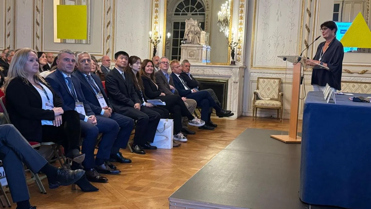 El verdadero motivo del viaje de un intendente radical a Francia
