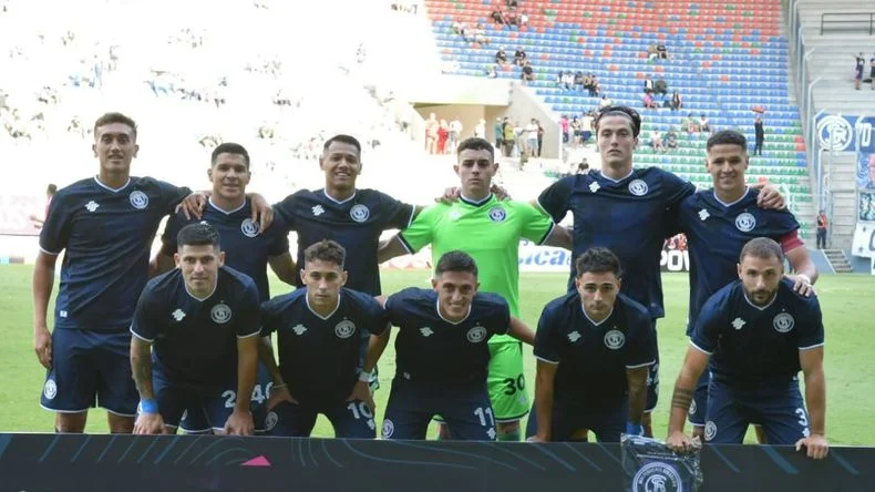 Independiente Rivadavia debuta en la LPF. 