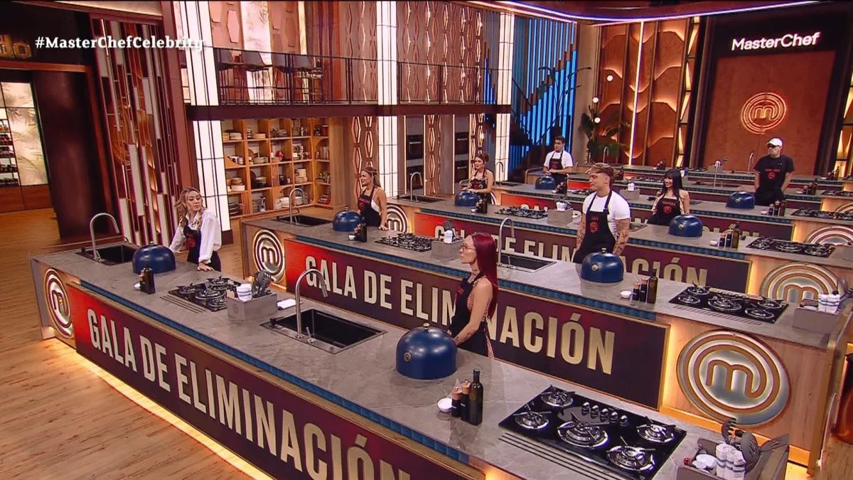 Torre de profiteroles y un desafío de rompecabezas: Masterchef tuvo una gala distinta