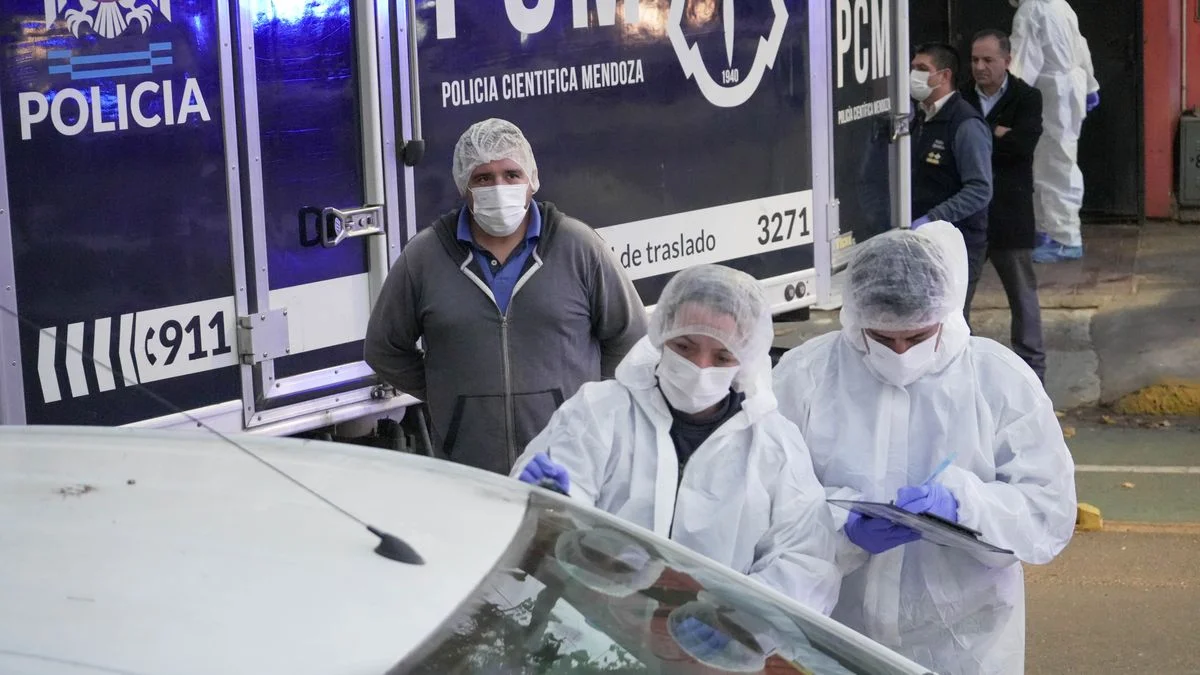 Homicidio: qué se sabe del hombre que fue asesinado dentro de una panchería en Godoy Cruz