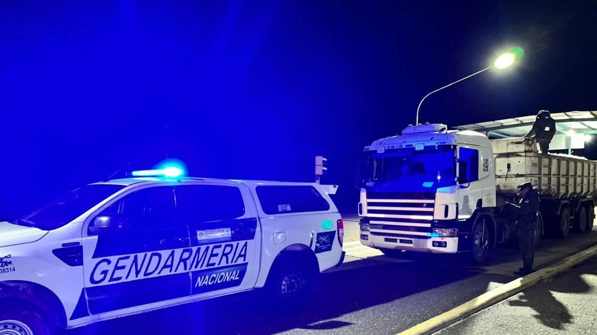 Detectaron en San Juan a un camión que transportaba ilegalmente 30 toneladas de cuarzo con destino a Mendoza