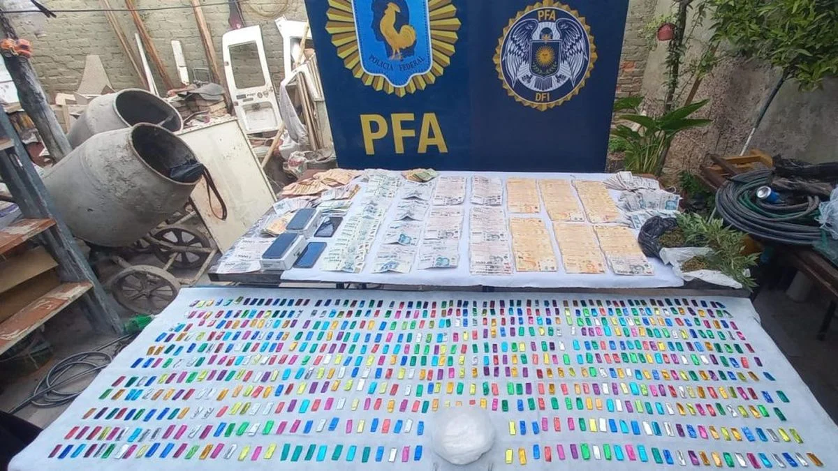 Cuatro detenidos en siete allanamientos en simultáneo en "kiosquitos" narco en Godoy Cruz