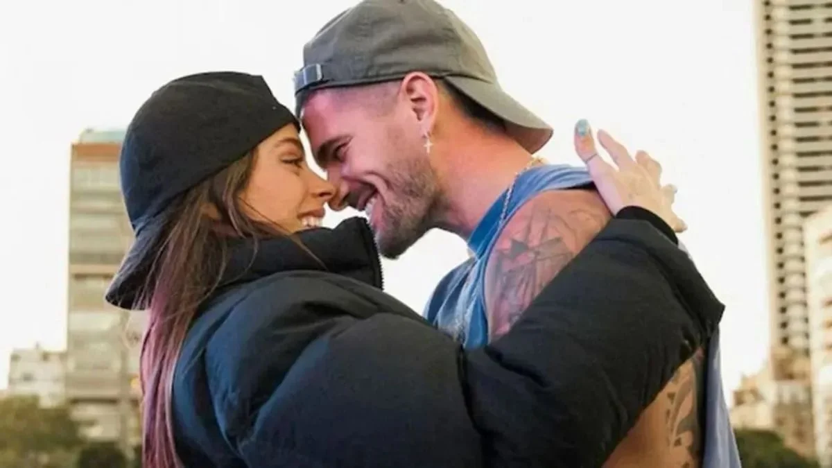 Rumores de reconciliación: Tini y Rodrigo De Paul fueron vistos en un restaurante