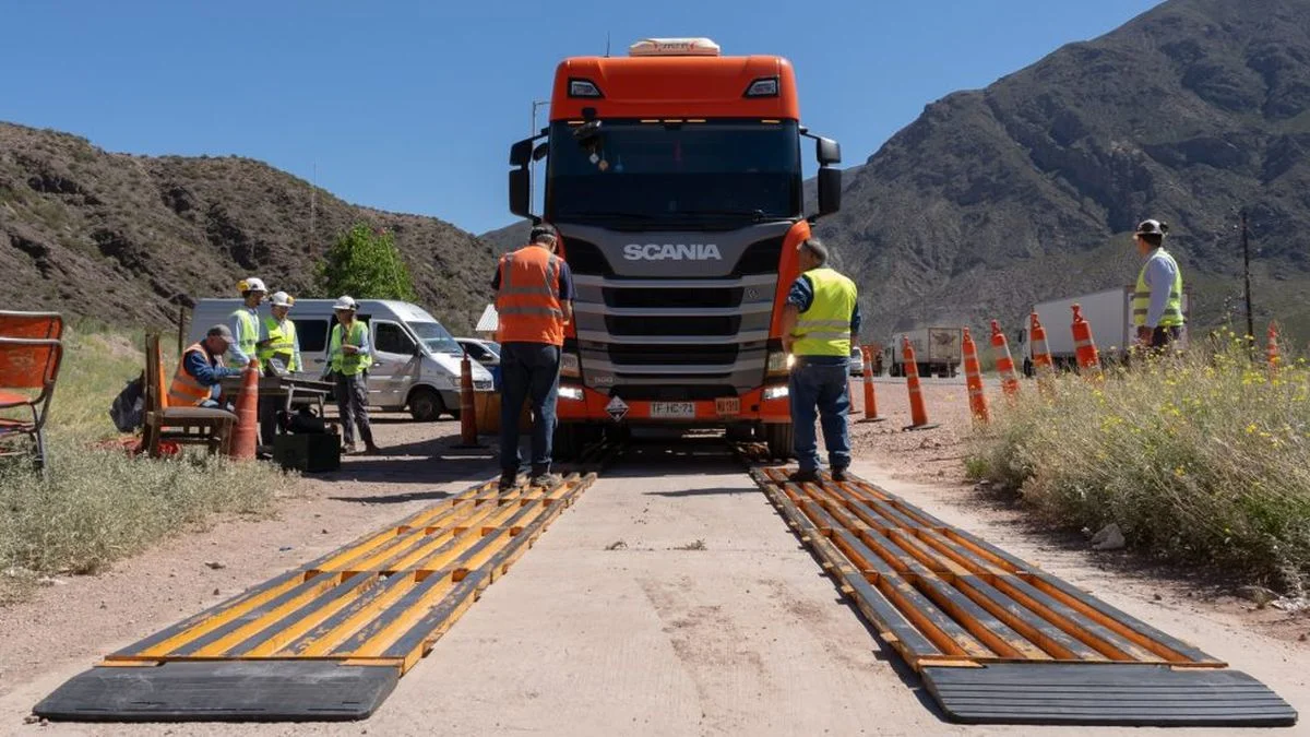 Energía informó que la Policía Minera hizo tres inspecciones cada dos días contando feriados en 2025