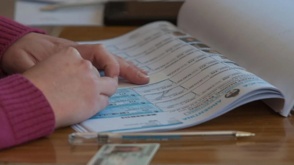Entrá y participá en la encuesta: ¿a qué frente vas votar en las elecciones 2025?