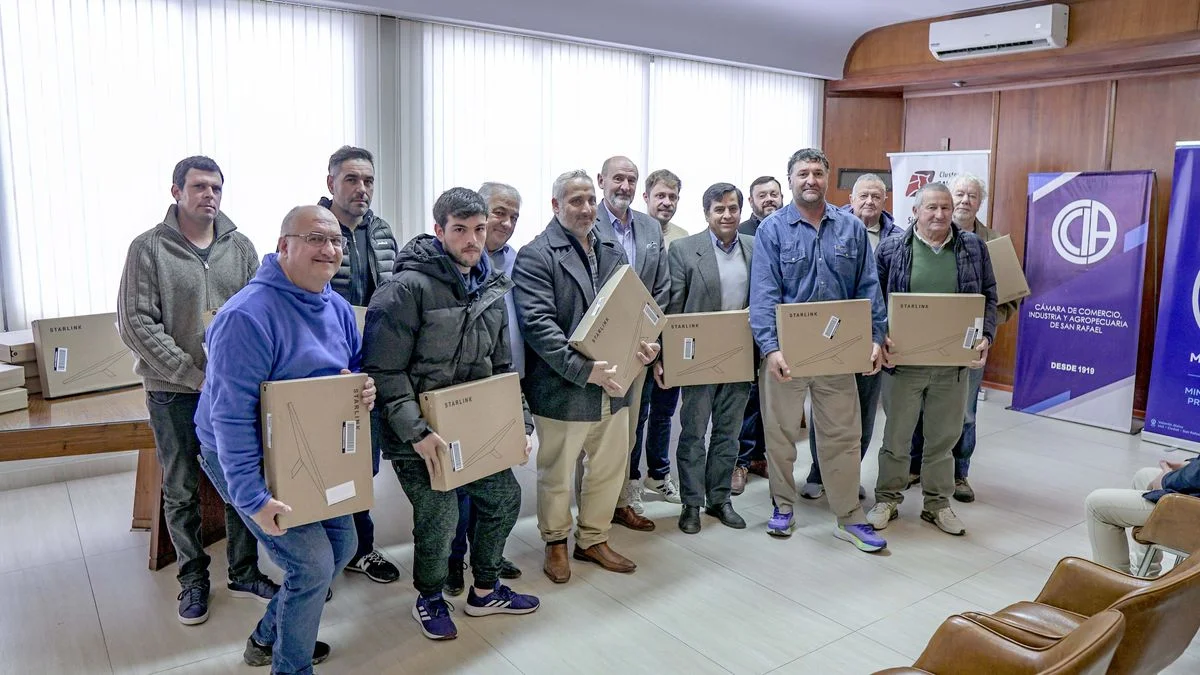 Antenas de Elon Musk aterrizan en el campo mendocino: 300 ganaderos tendrán internet satelital