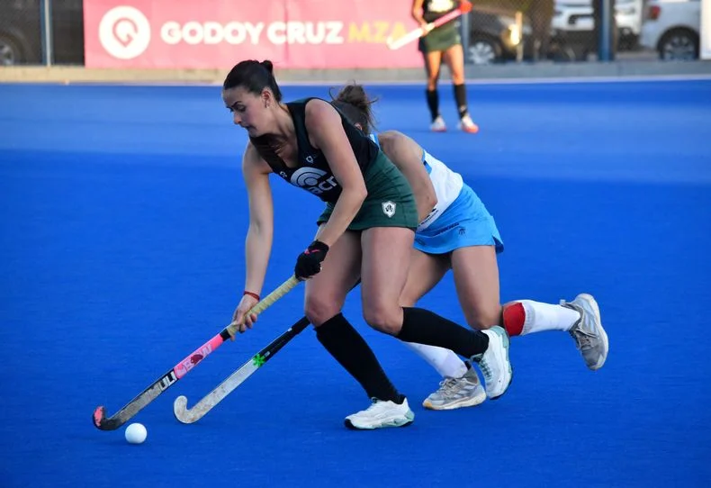 Marista, Banco Mendoza, Los Tordos y Andino están en semis del Apertura.