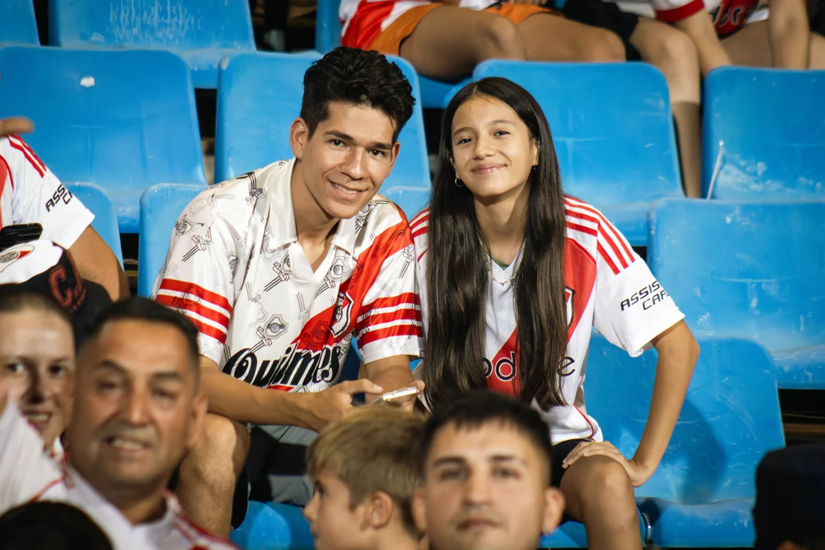River - Hinchada - Malvinas Argentinas (4).jpg