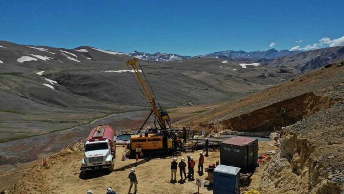 La DGE formará a los perforistas mineros que demandarán las operadoras de los 61 proyectos aprobados