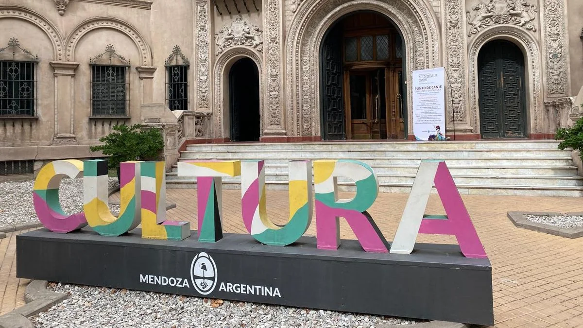 Aprovechá y mirá el Acto Central de la Vendimia en la Subsecretaría de Cultura