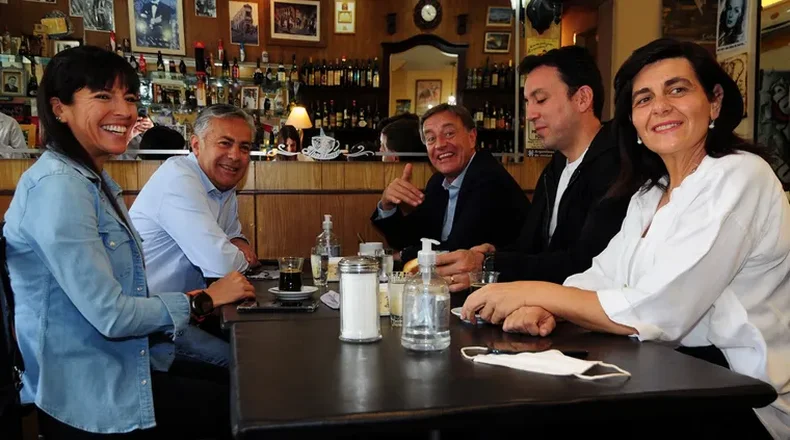 Verasay, Cornejo, Suarez, Garc&iacute;a Zalazar y Juri.&nbsp;