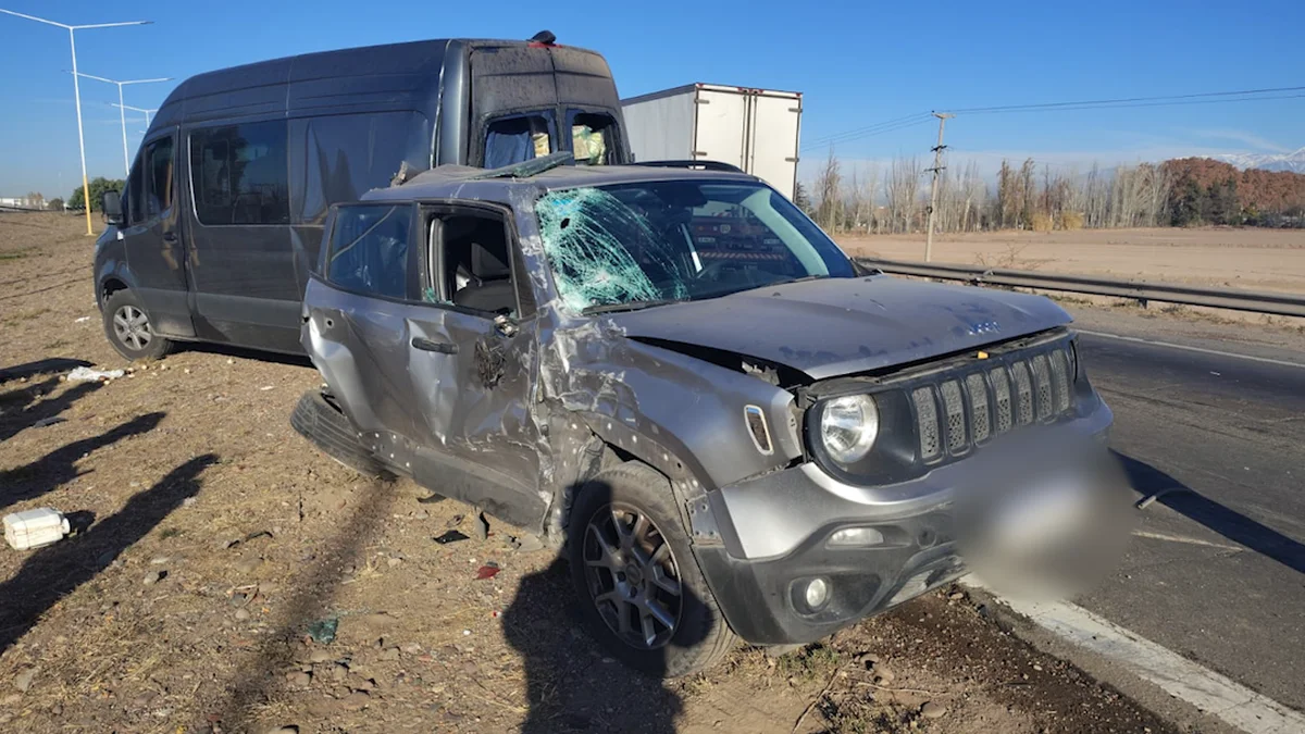 Murió el conductor de uno de los vehículos involucrados en el fuerte accidente en el Acceso Sur