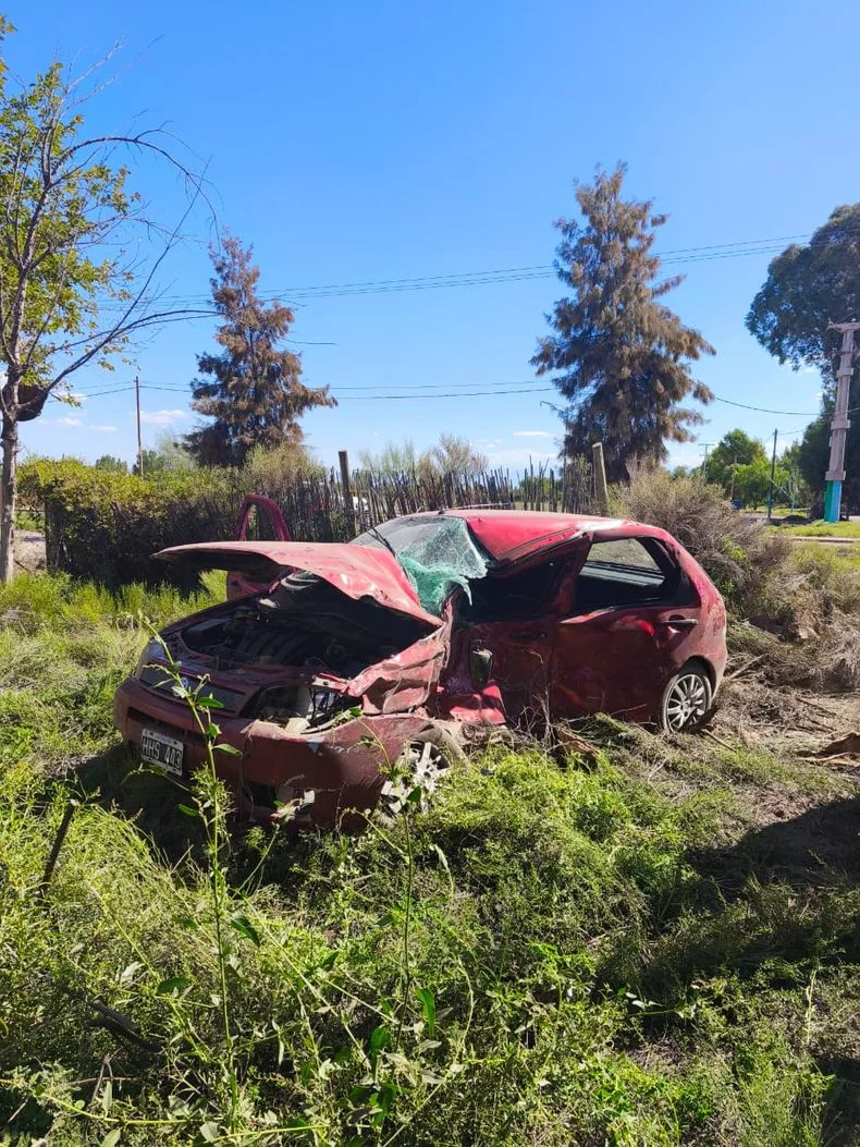Grave accidente en Lavalle dej&oacute; a un herido.